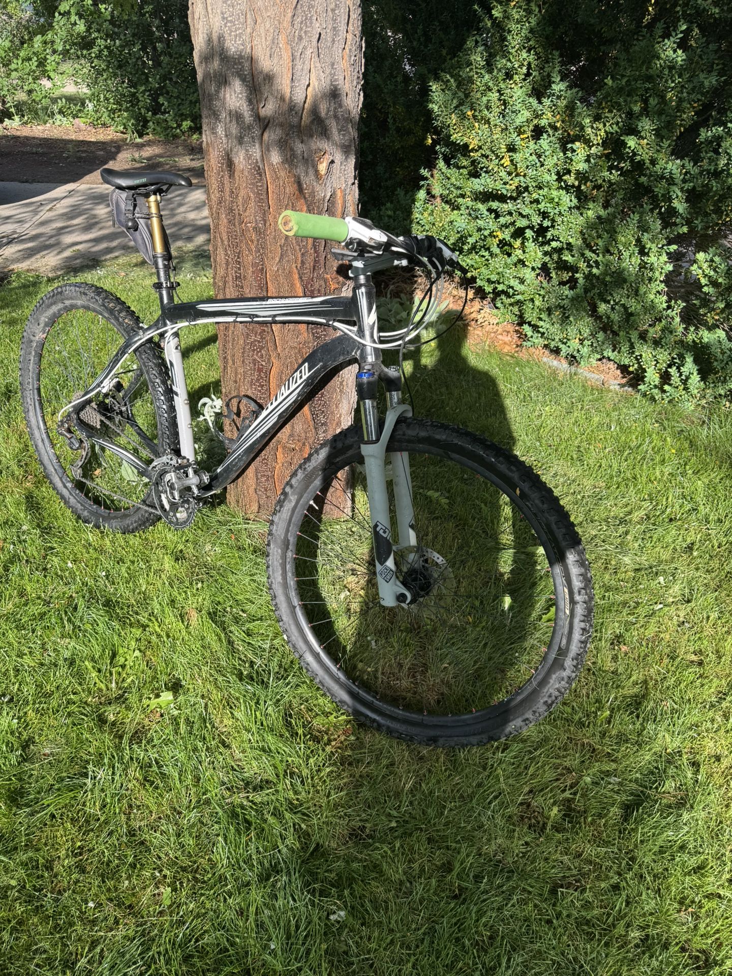 29” Specialized Rock Hopper Hardtail Mountain Bike For Sale
