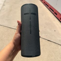 Ultimate Ears (UE) MEGABOOM 3