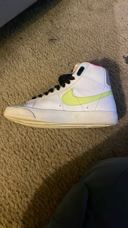 Nike Blazer Mid '77 GS 'White Volt Royal' Size 5Y