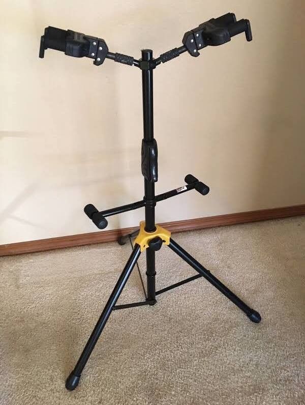 Dual Guitar Stand