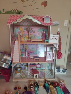 Dollhouse