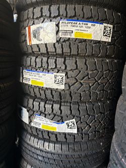 LT275/70R18 FALKEN WILDPEAK A/T4W