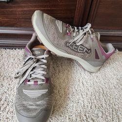Women Keen Hiking Shoes Boots 9 8.5