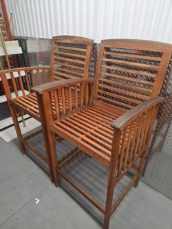 Safavieh San Salvador Premium Wooden Outdoor Patio Bar Stools