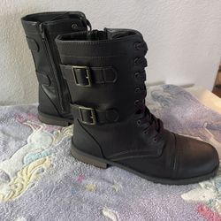 Boots Size 9 1/2 Dark Brown P