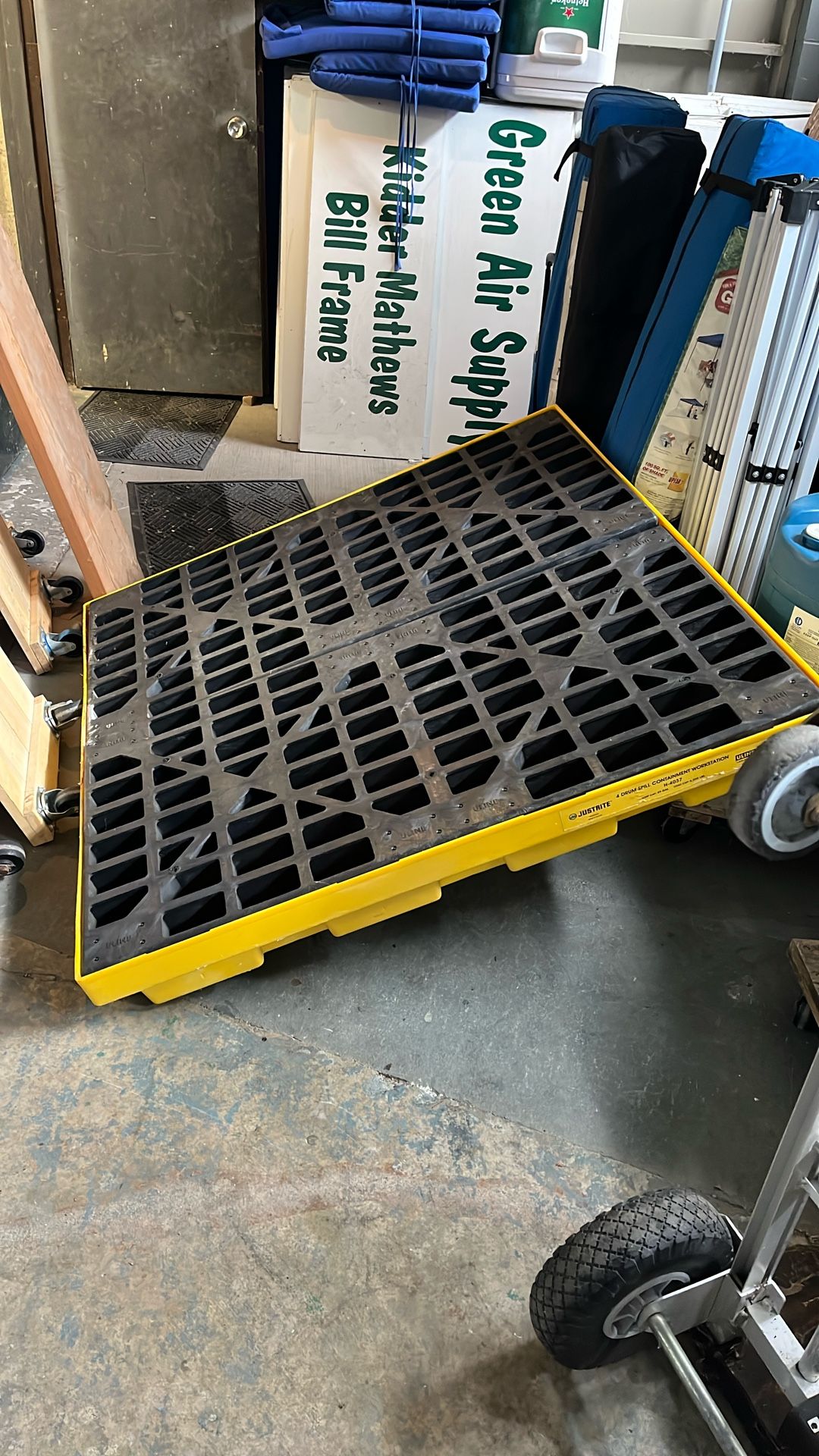 Uline spill containment pallet