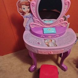 Toy Dresser