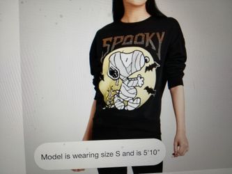 Women's Snoopy sweatshirt