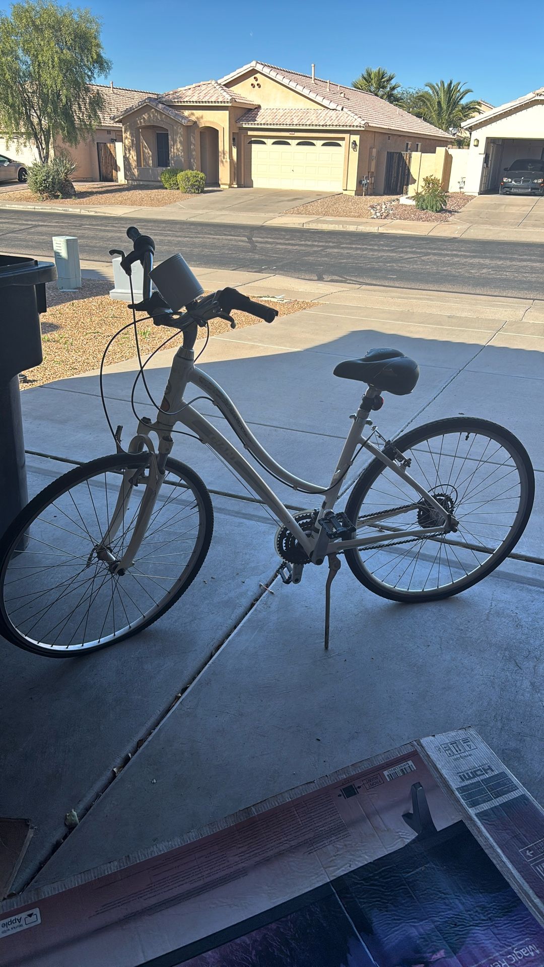 Woman’s Giant Bike
