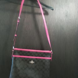 coach crossbody purse Brown Pink 12.5” X 10.5 Adjustable Strap EUC Zip Closure