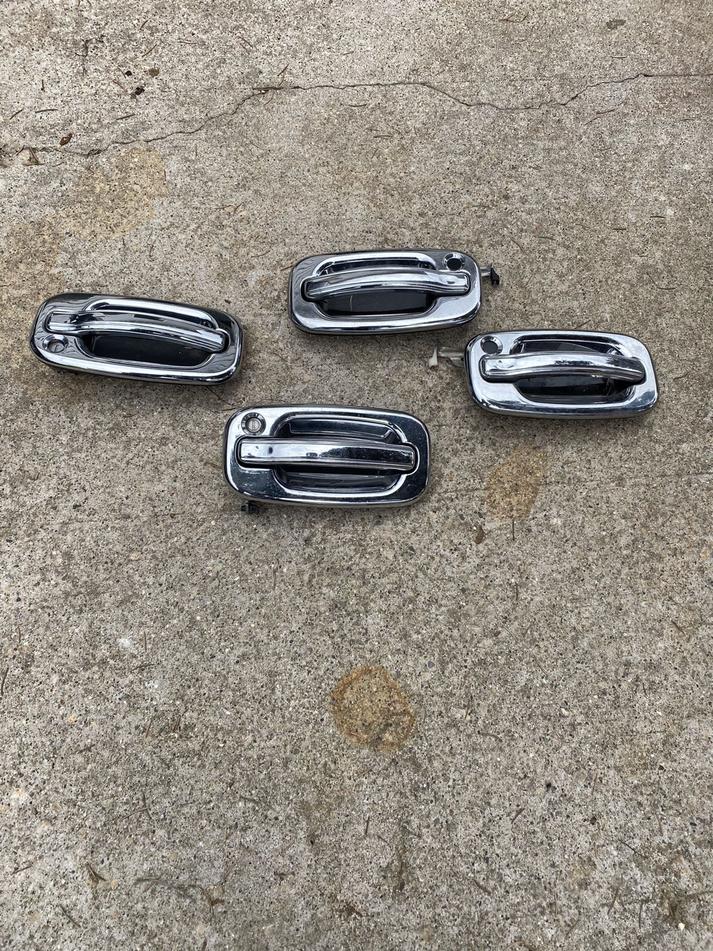 2001-2006 GMC Yukon XL 1500 SLE - Front, Driver and Passenger Side Exterior Door Handle, Chrome