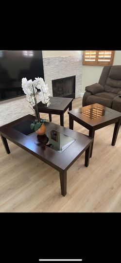 COFFEE TABLE SET.