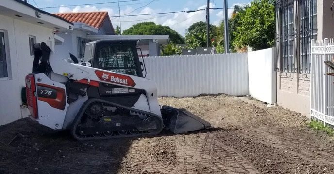 Bobcat Y Camion
