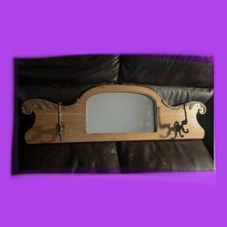 OAK FRAMED MIRROR
