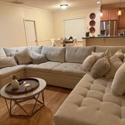 Gorgeous Cream Sectional Sleeper 