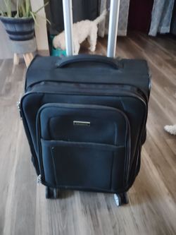 Samsonite Black Carry-On Spinner Luggage
