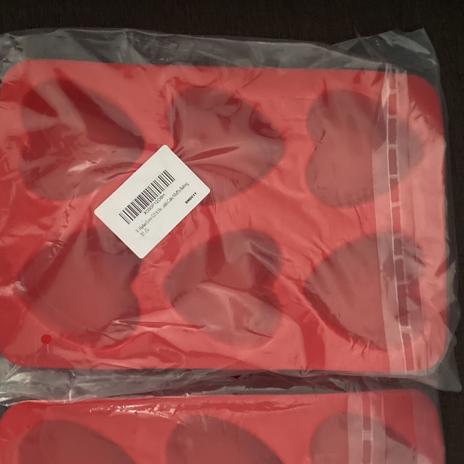 BRAND NEE Heart Silicon Molds 2 For $6