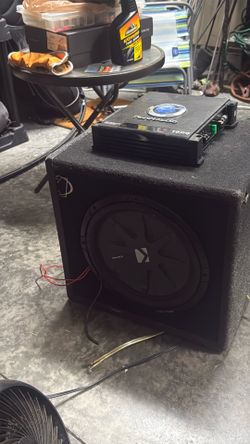 Fully working 12 &15 kicker subs comes with 1500 amp