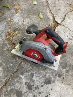 Milwaukee Skillzaw