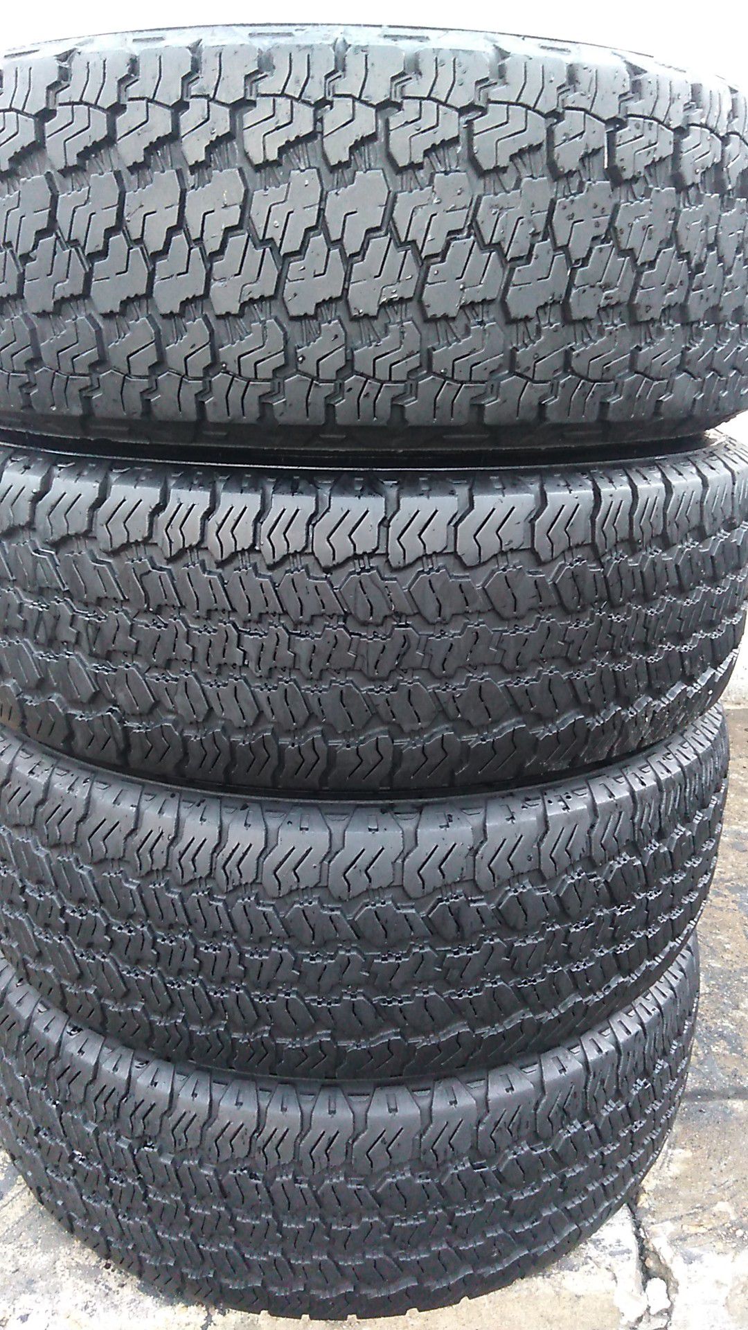 Four matching Goodyear tires for sale 245/70/17