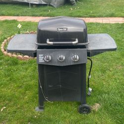 Dyna Glo 3 Burner Propane Grill