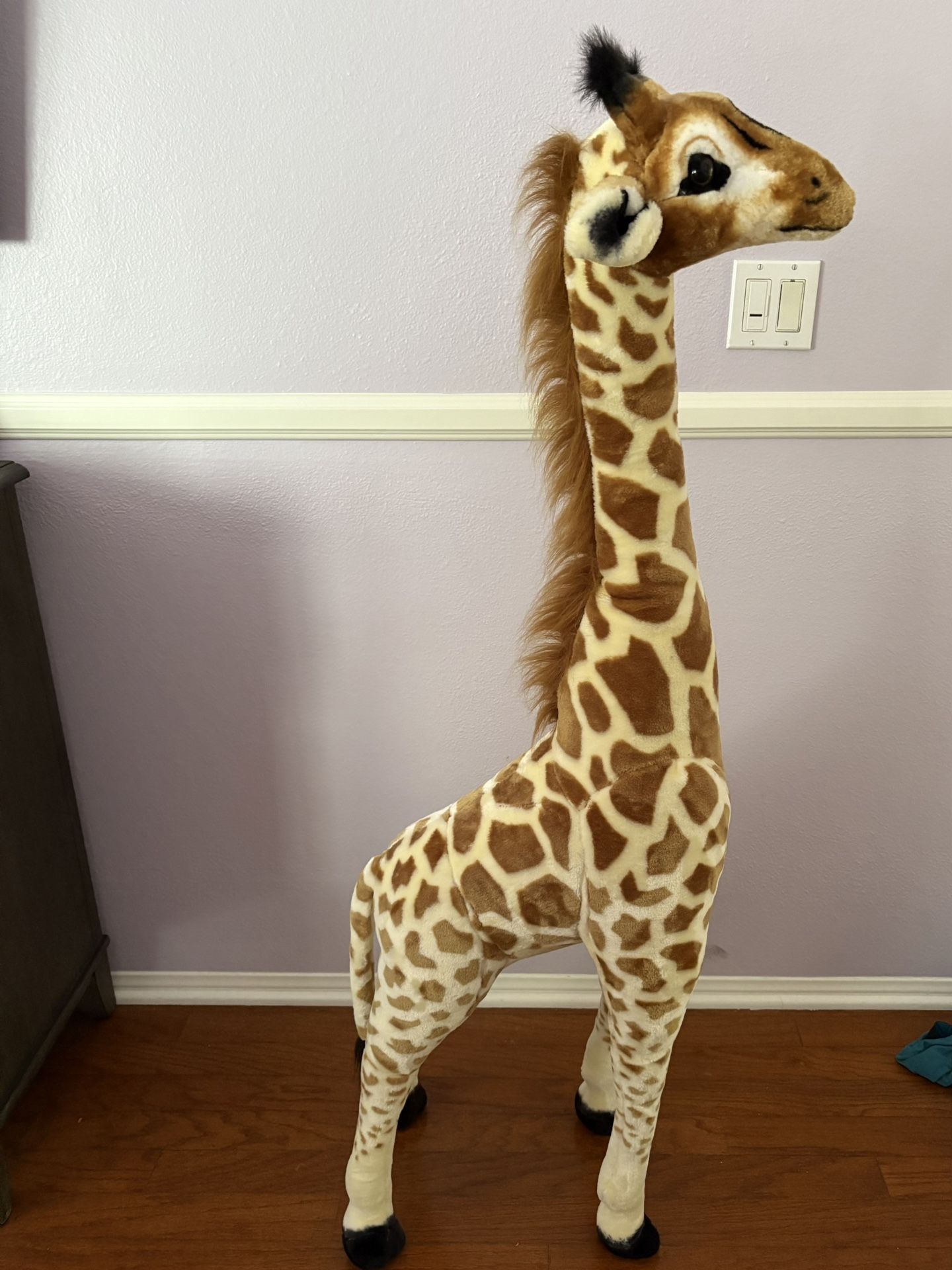 Melissa & Doug Giant Giraffe - Lifelike Stuffed Animal (over 4 feet tall)