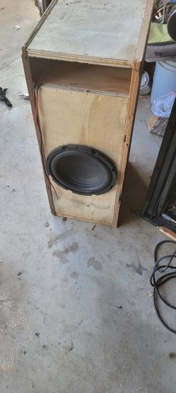 Speaker Box