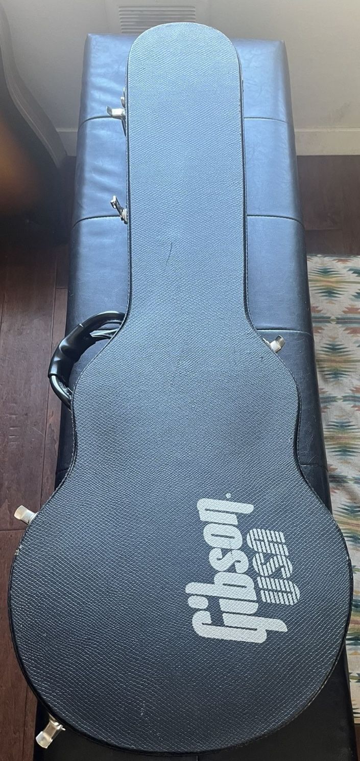 Gibson USA Combination Lock Hard case Black 