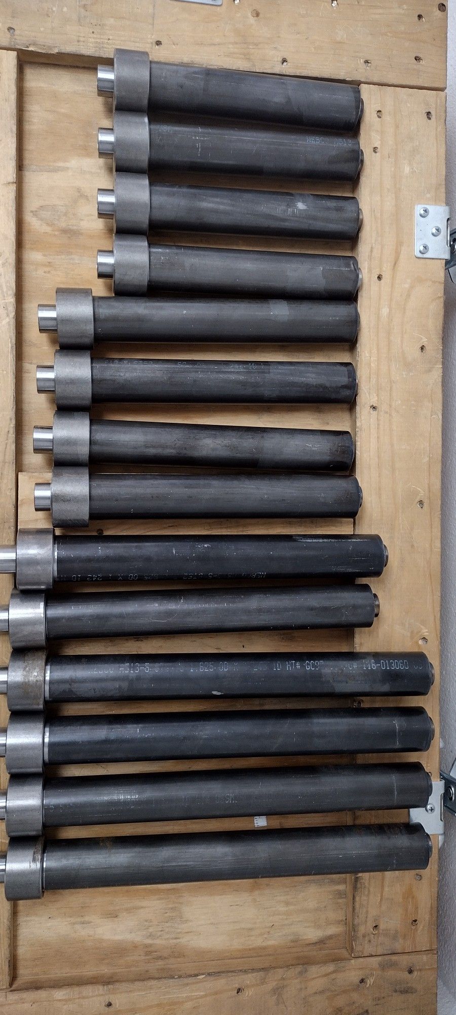 Lowrider Cylinders 6 8 12 for Sale in Lake Elsinore, CA OfferUp