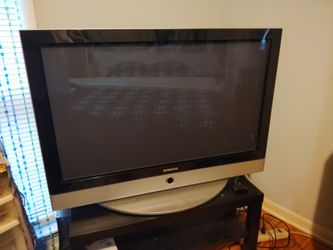 Samsung 42-in Plasma TV