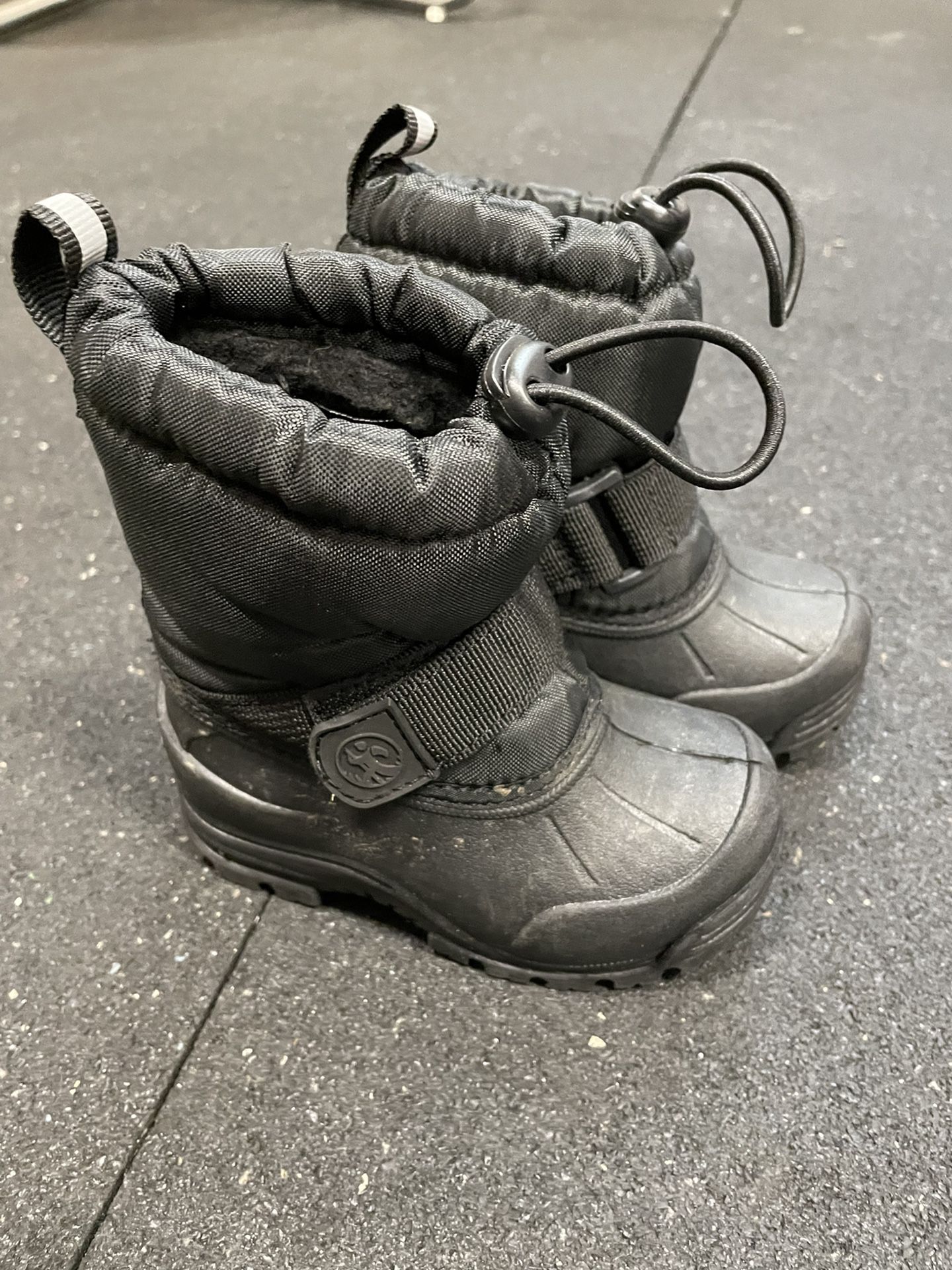 North side Toddler Snow Boots (Size 5)