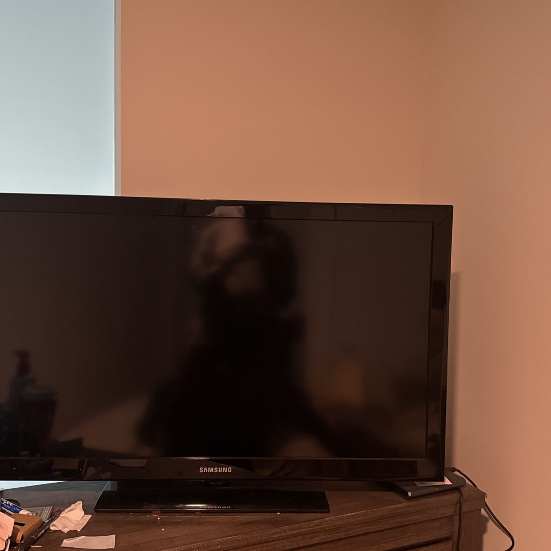 Samsung 37 “ TV