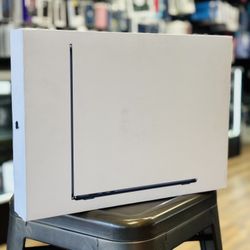 MacBook Air M3 Chip 15 Inch 512gb