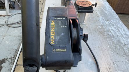 Cannon Downrigger electric magnum 10 STX model #1902305