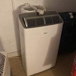 Midea Floor AC