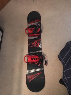 Snowboard and bindings