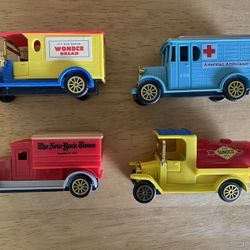CLASSIC TRUCKS TOYS SET