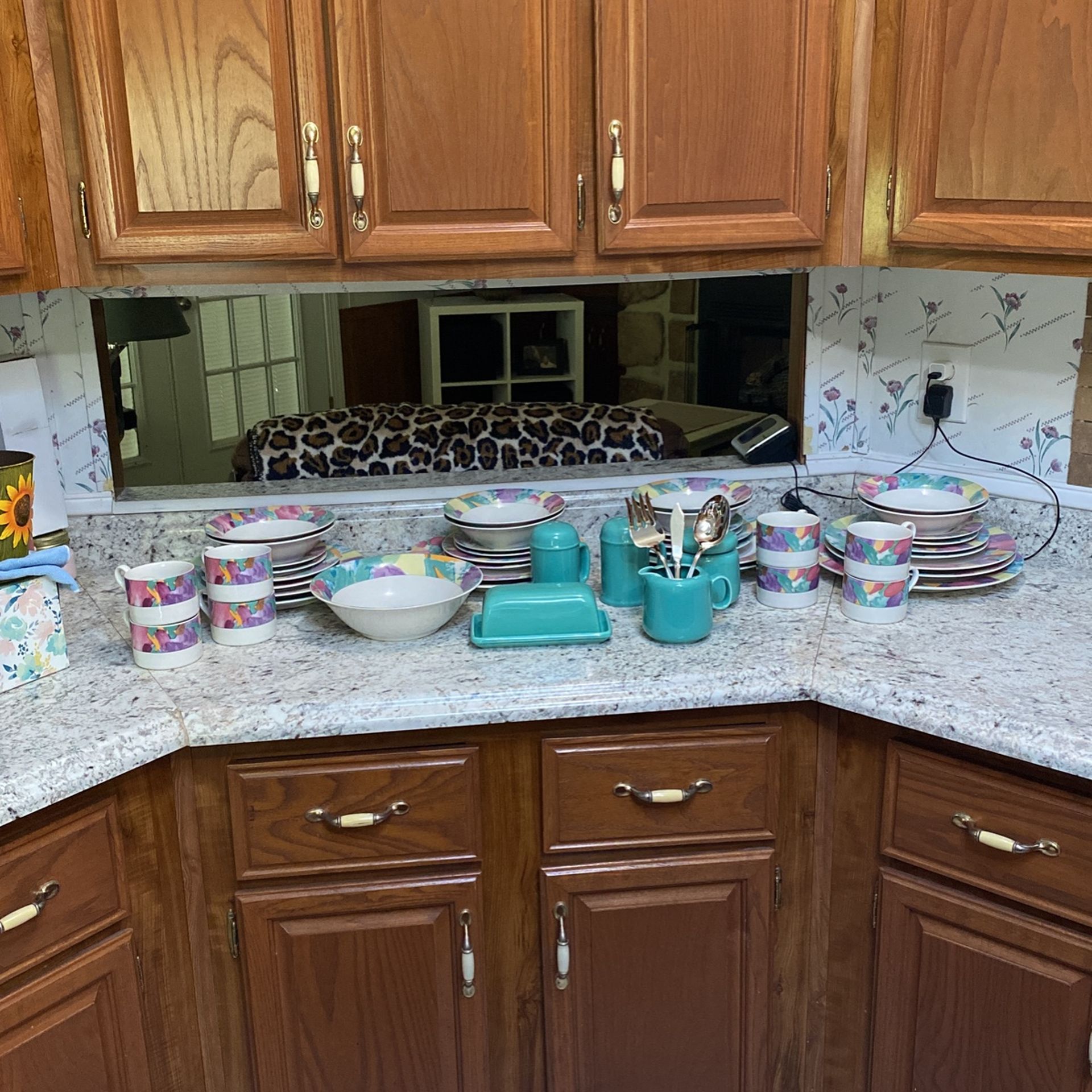 Images By Signature China Set 8 PCs