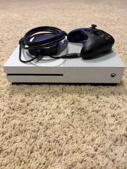 Xbox One S (1TB) + Controller + HDMI + Power Cable + Extra 1TB Storage