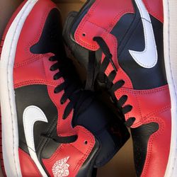 Air Jordan 1 Mid Size 10