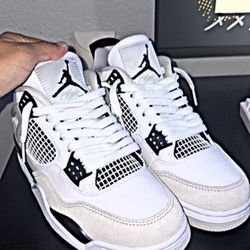 Air jordan retro 4 military black 