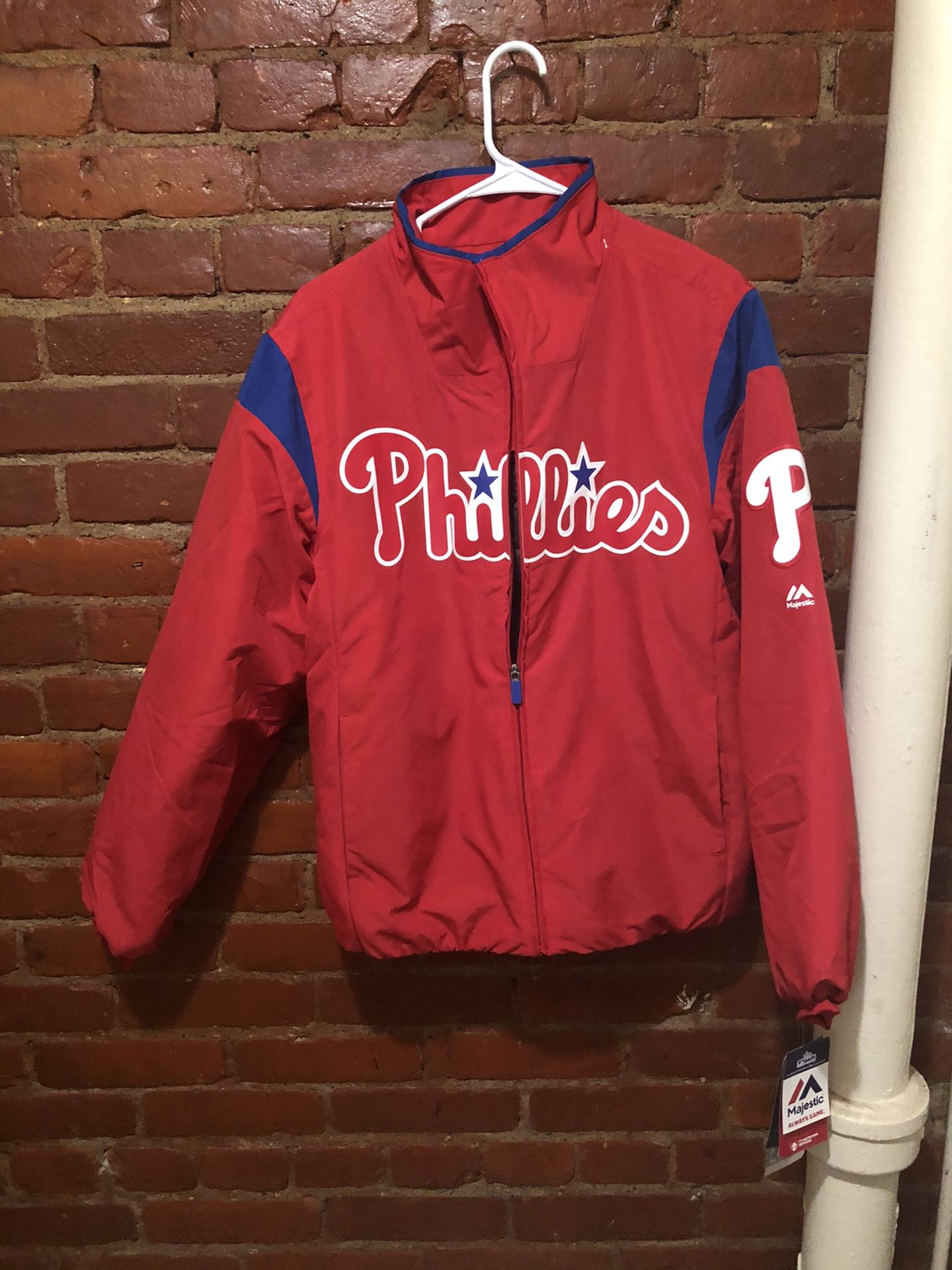 Brand new Phillies jacket size small