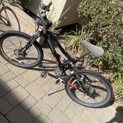 Schwinn Mountain Bike