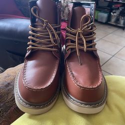 Shoes for men size 8