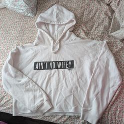 DIMEPIECE LA 'aint no wifey' cropped hoodie