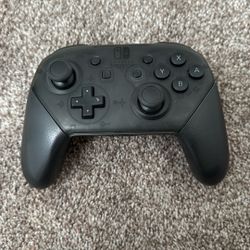Nintendo Switch Pro Controller