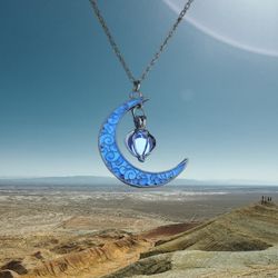 Crescent Moon Silver Glow Necklace Blue Luminance Effect! Beautiful New! 