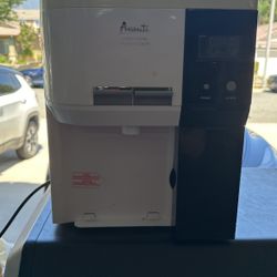 Avanti Water Dispenser