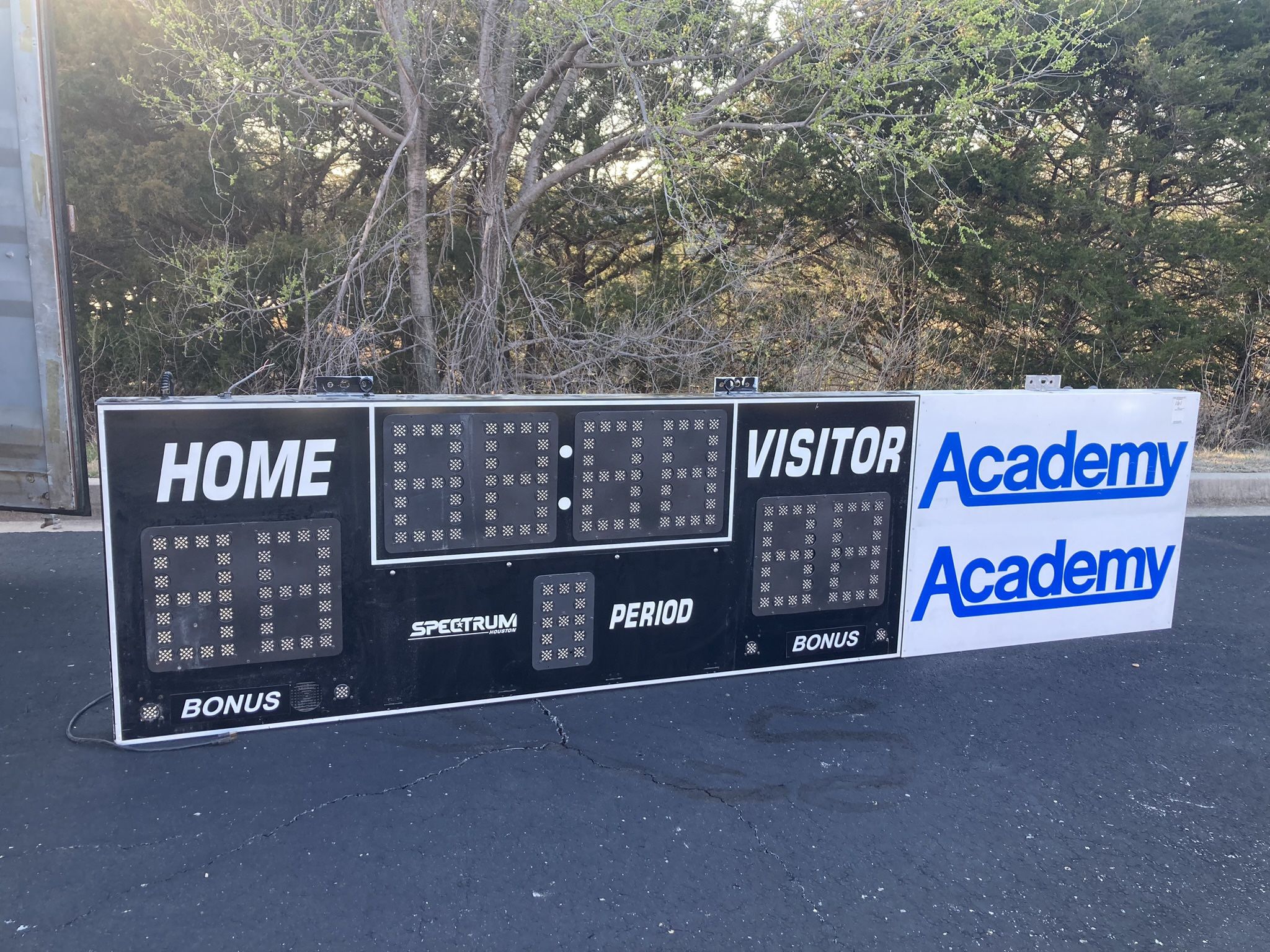 Vintage Spectrum Electronic Multi-sport Scoreboard W/ Control Box