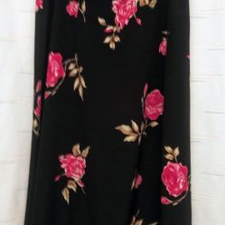 Ladies Long Skirt Size L.
